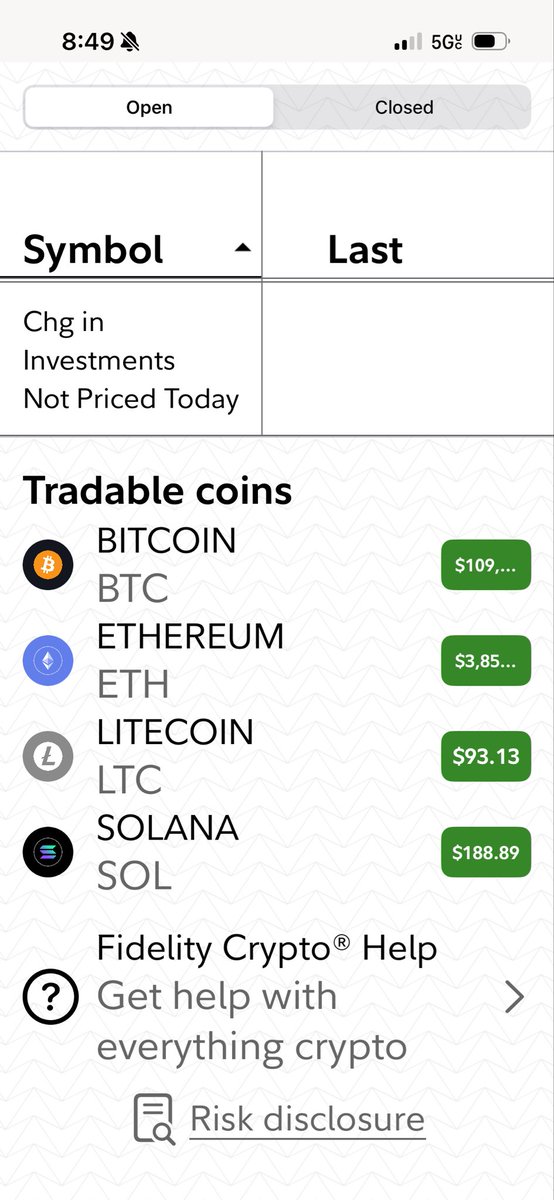Solana（SOL）を含む取引可能コインが表示されたFidelity Cryptoアプリのスクリーンショット
