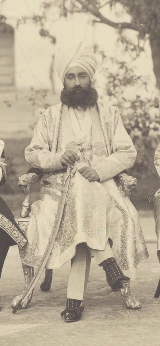 hemantsarin's tweet image. Group photograph of Ranbir Singh, Maharaja of #Jind &amp;amp; members of the Jind Court 1899. pic from @bonhams1793 #History #VintagePhotography #Phulkian @PunjabiRooh @ssharadmohhan @ThethPanjabi @thejatculture @swativashishtha @RamblingSingh @SirPentapotamia @SamDalrymple123 @JAJafri