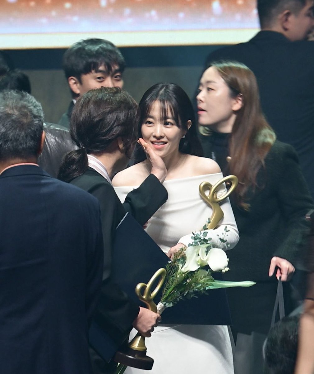 Park Boyoung and Kim Haesuk

2010                                       2025