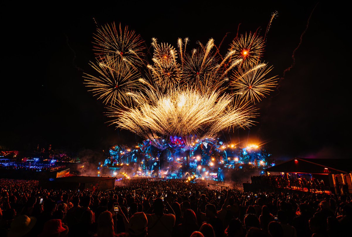 tomorrowland's tweet image. United through the power of music.