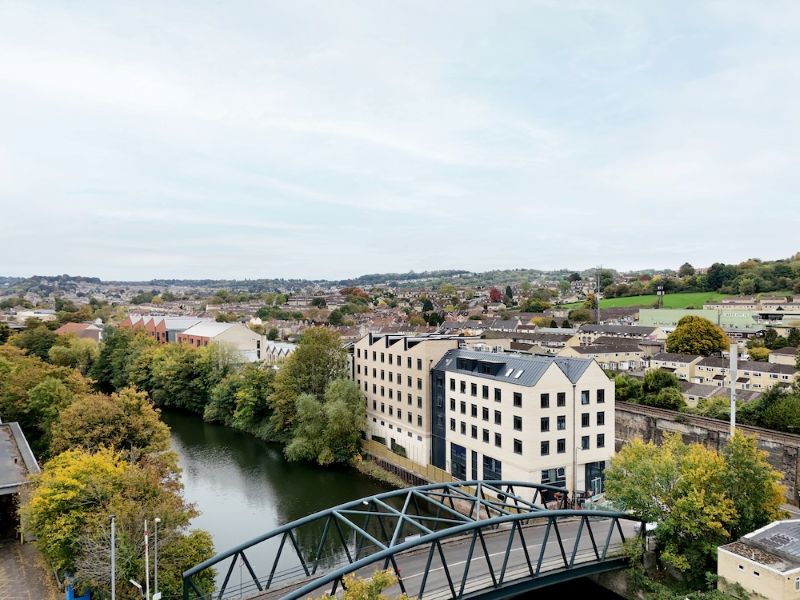 Specification Online (@myspecnews) on Twitter photo Landmark student residence on Bath’s River Avon unveiled specificationonline.co.uk/articles/2025-… Landmark student residence on Bath’s River Avon unveiled specificationonline.co.uk/articles/2025-…