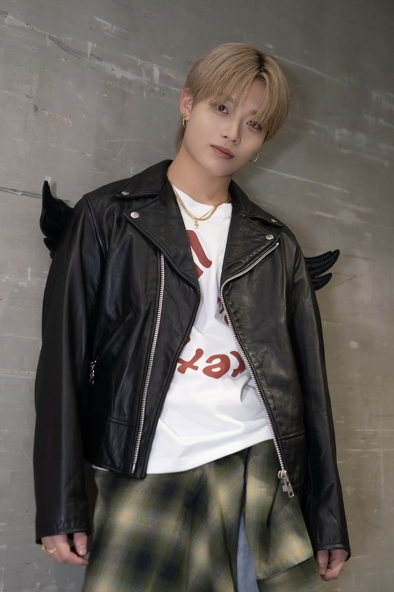 E5%A4%A9%E4%BD%BF%E3%81%AE%E6%97%A5