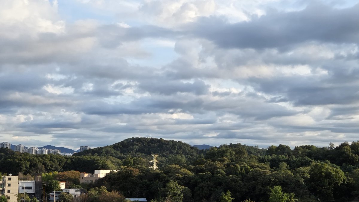 StarMaker에 노래를 게시했습니다. 지금 노래를 확인하십시오!
시든 꽃에 물을 주듯(Live)에 푹 빠졌어요!! 지금 바로 StarMaker에 나만의 커버를 올려보세요!
 m.starmakerstudios.com/a-vue3/playrec…