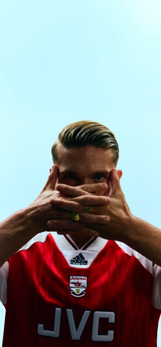 Viktor Gyoekeres With the new Adidas kit ❤️