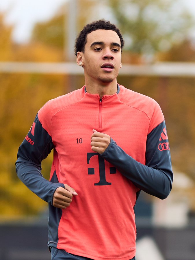 Great to see Jamal back on the grass! 🤩