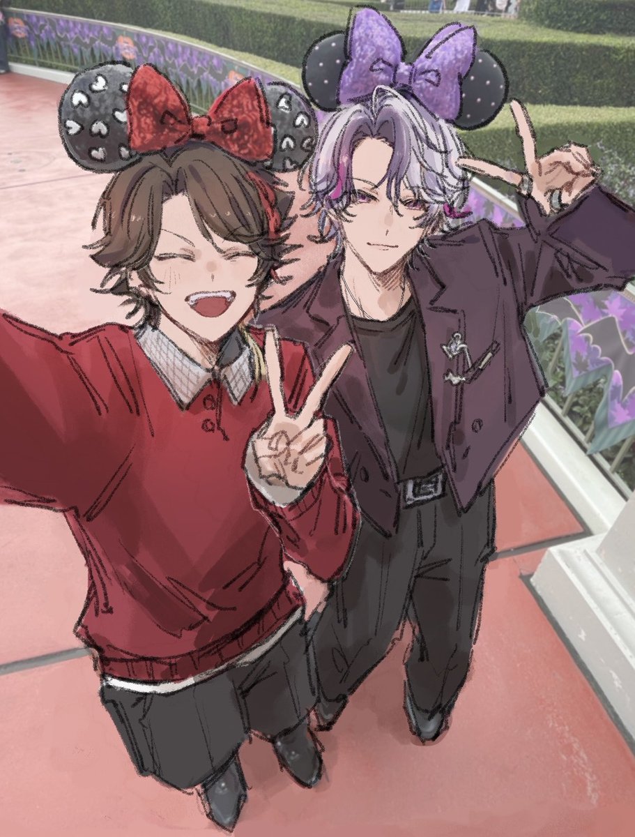 先日のTDLの話で、本当に何も打ち合わせしてないんですけど、相手が赤コーデできてくれたことによってあまりにもゎぐさ概念だったんです…ってゆう落書き…🥹