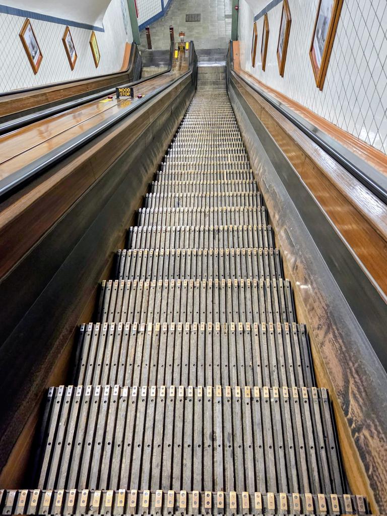 BryanKilvinski's tweet image. Wooden escalator!