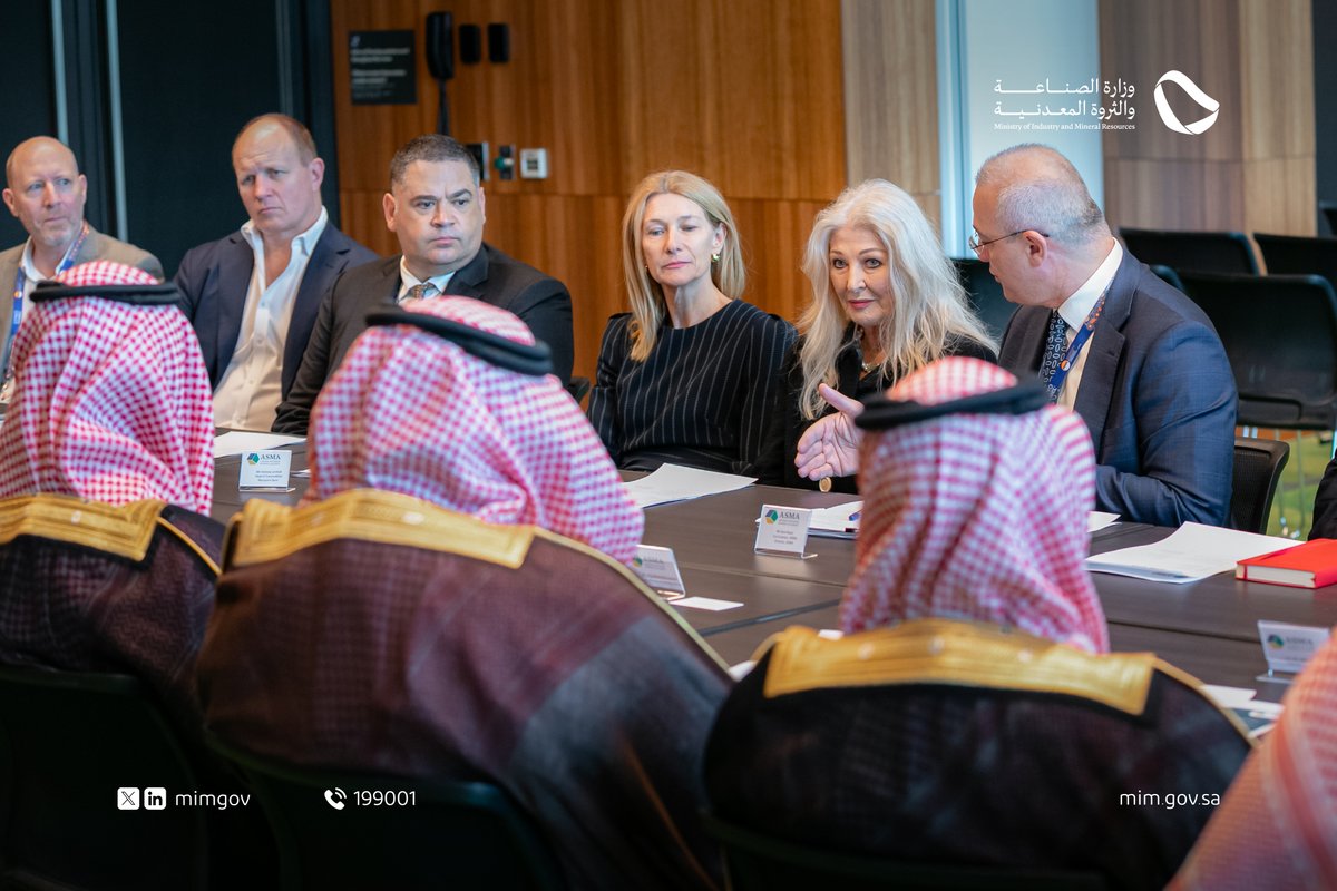 mimgov's tweet image. As part of Saudi Arabia’s participation in #IMARC2025, HE. Eng. Khalid Al-Mudaifer, Vice Minister of #Industry_and_Mineral_Resources for Mining Affairs, met with several leading Australian business executives to explore potential partnerships in the mining sector and attract…