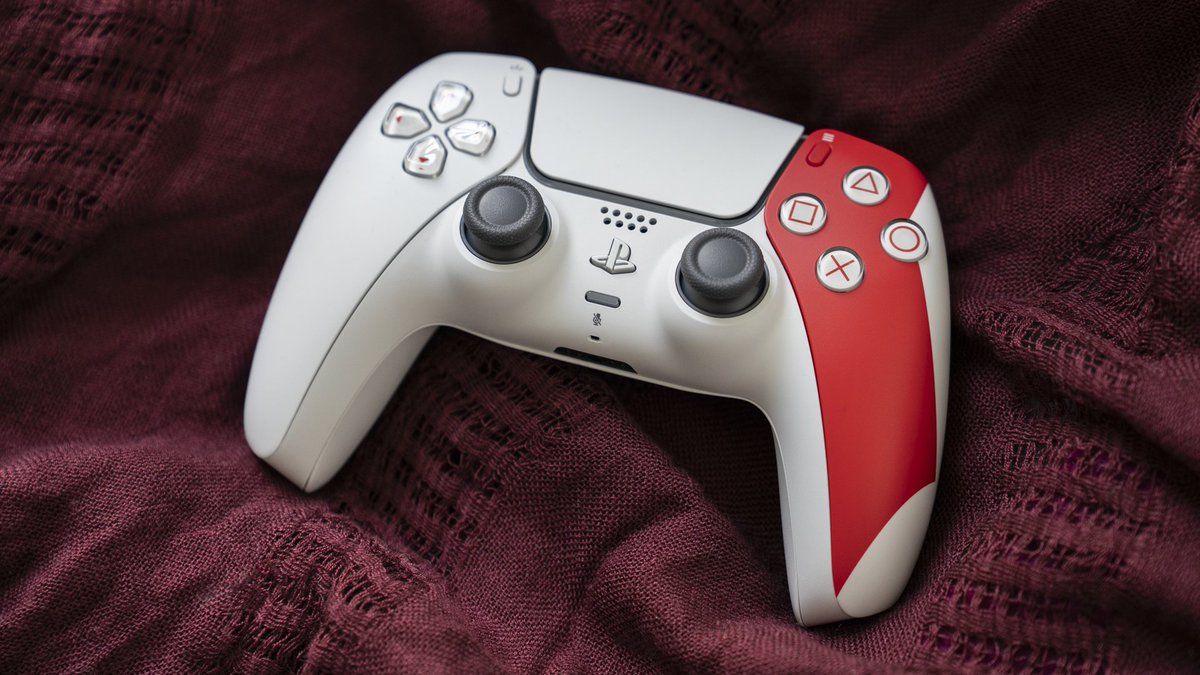 PlayStation's tweet image. A legacy in your hands Ω
The limited edition God of War 20th Anniversary DualSense controller is available today: play.st/3J91yaF