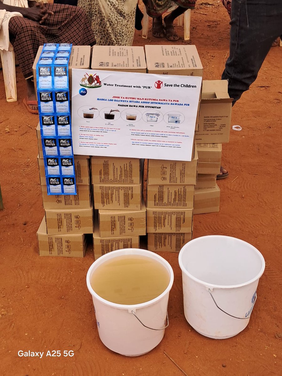 SaveChildren_KE's tweet image. 💧 Transforming Lives in Mandera West!

Imagine a #mother who no longer worries about her child falling sick from unsafe water. Thanks to @SaveChildren_KE, families are learning how to use PUR water treatment sachets to turn contaminated water into safe drinking water.

This…