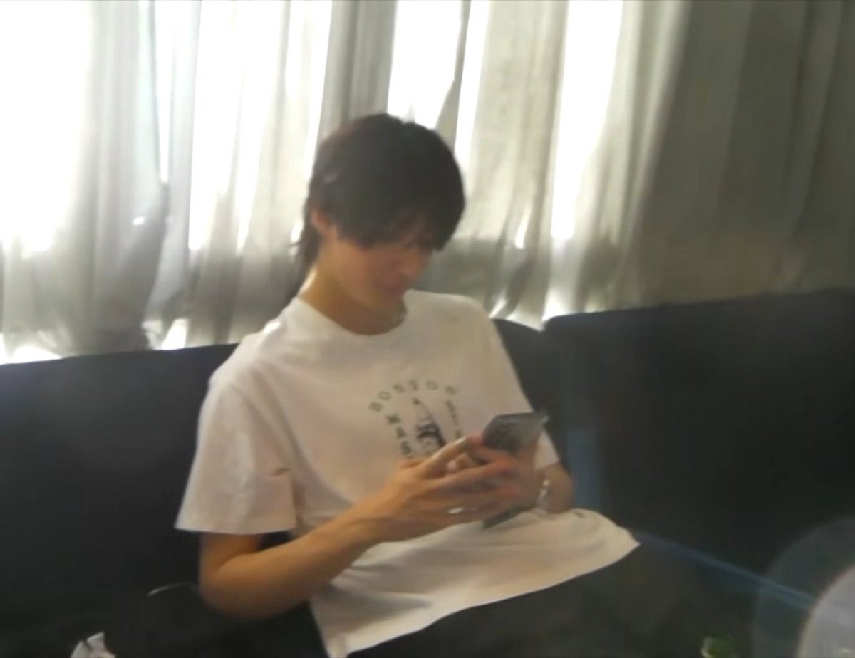 amntonni's tweet photo. แฟนไม่มี
นอนตีสี่ ตื่นบ่ายสาม คิดถึงแอนตัน
สเปคคือแอนตัน
ชอบผู้ชายแบบแอนตัน
ชอบเสียงแอนตัน 
ชอบรอยยิ้มแอนตัน
ชอบหุ่นแอนตัน 
ชอบเทสเพลงที่แอนตันฟัง
ชอบไทป์ม๋าเด้นเด็กแบบแอนตัน
ชอบคนขี้อ้อนแบบแอนตัน
ชอบทุกอย่างที่เป็นแอนตัน
อะไรๆก็แอนตัน
รักแอนตัน https://t.co/SGn1w3fV12