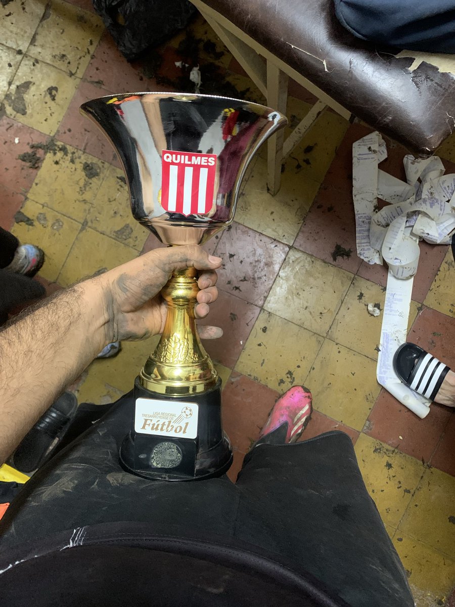 BenjaminMo60180's tweet photo. En el camino perdí muchas cosas pero también gane otras y una de esas sos vos, en tú reflejo veo mi sacrificio,mi dedicación, solamente YO se lo que sufrí por tenerte en mis manos https://t.co/55y92qvLpb