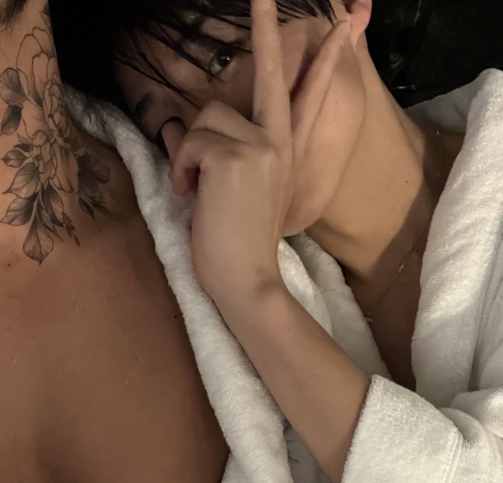 yunhojaejoongs's tweet image. "can we go.."                                     "yes, dear"
"can we buy.."
"can we visit.."
"can we eat.."
"can we kiss.."