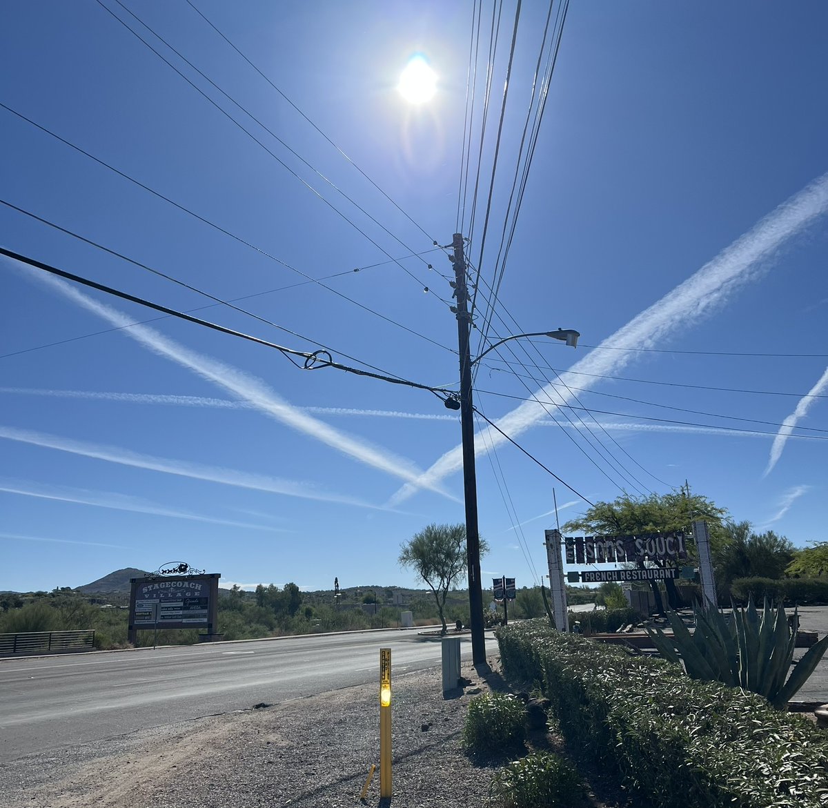 <a href="/GreereMedeea/">Medeea Greere</a> These marking don't make sense. Now, I'm convinced that they are chem trails.