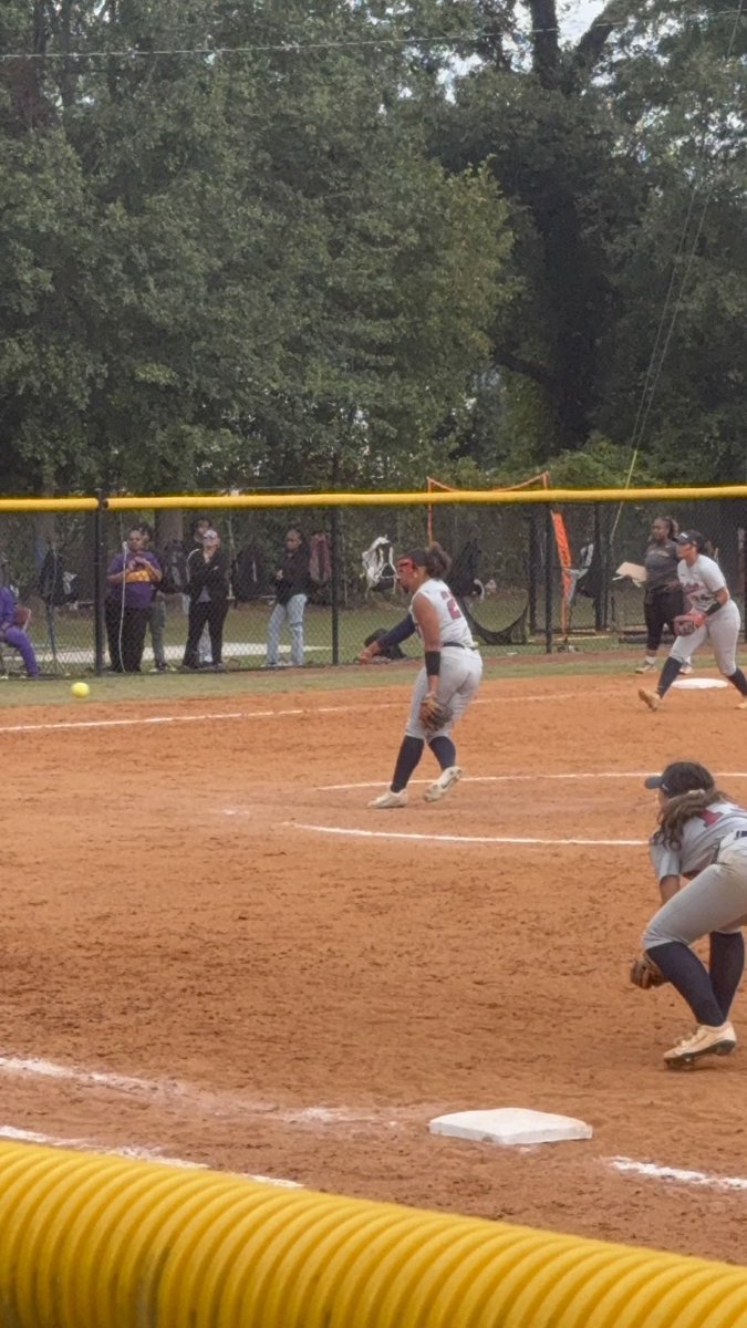 coachK_AUSB's tweet image. Not only did I get to coach last weekend, but Dee pitched four shut out innings with 9 strikeouts. Pics of my team to come later. @ccprospects23 @MSPtakeover @HBCUSoftball @HBCUSports1 @commit2HBCU @dkrebs_2025
