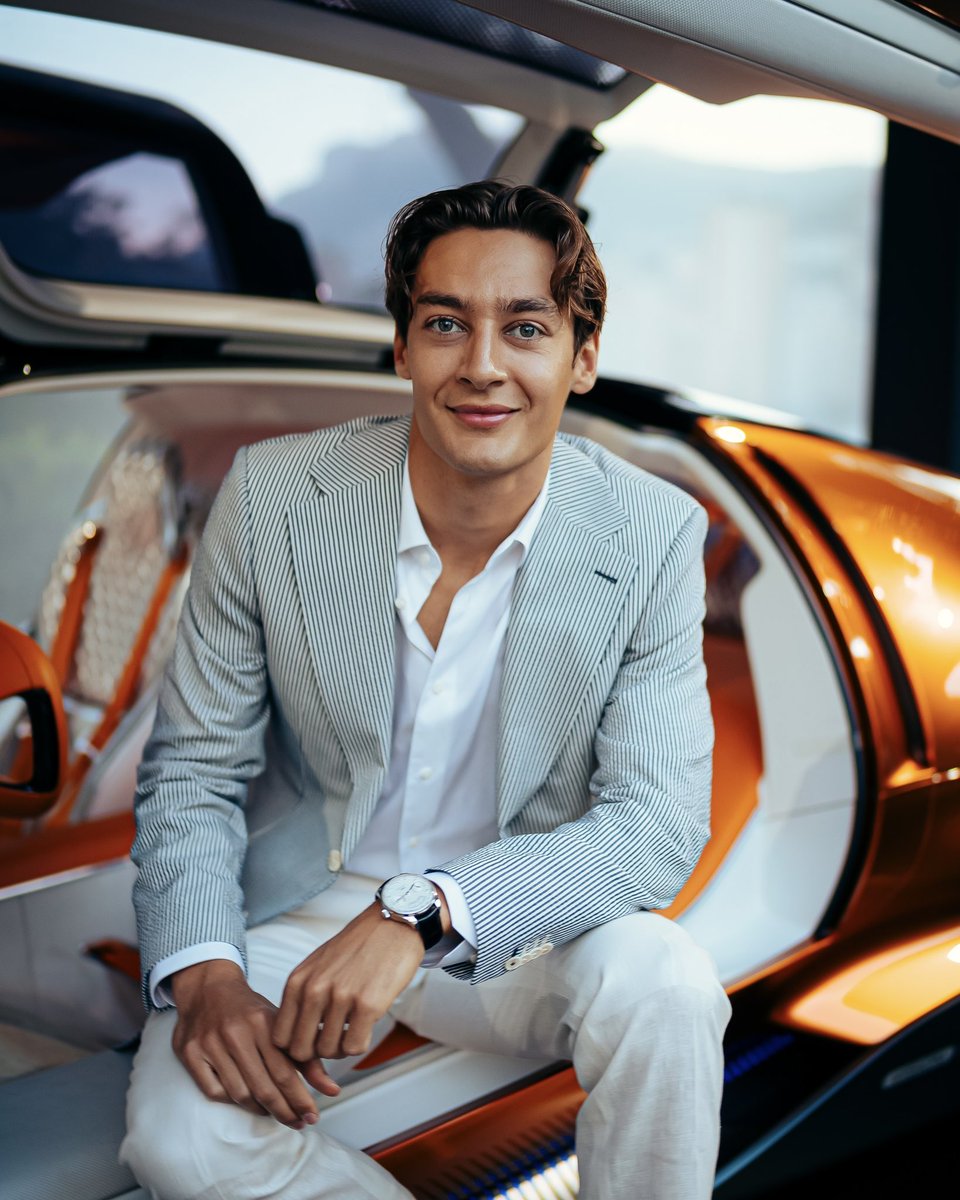 جورج راسل 🗣️: "التسابق الحقيقي في الفورمولا 1 لم يعد موجودًا اليوم."

"في الوقت الحالي، في الفورمولا 1، أنت تتسابق فقط حتى المنعطف الأول. لا يوجد تدهور للإطارات. هناك فقط ثلاثة أعشار من الثانية بين أسرع سيارة وأبطأ سيارة ضمن المراكز الستة الأولى، وعادةً ما تحتاج إلى نصف ثانية على