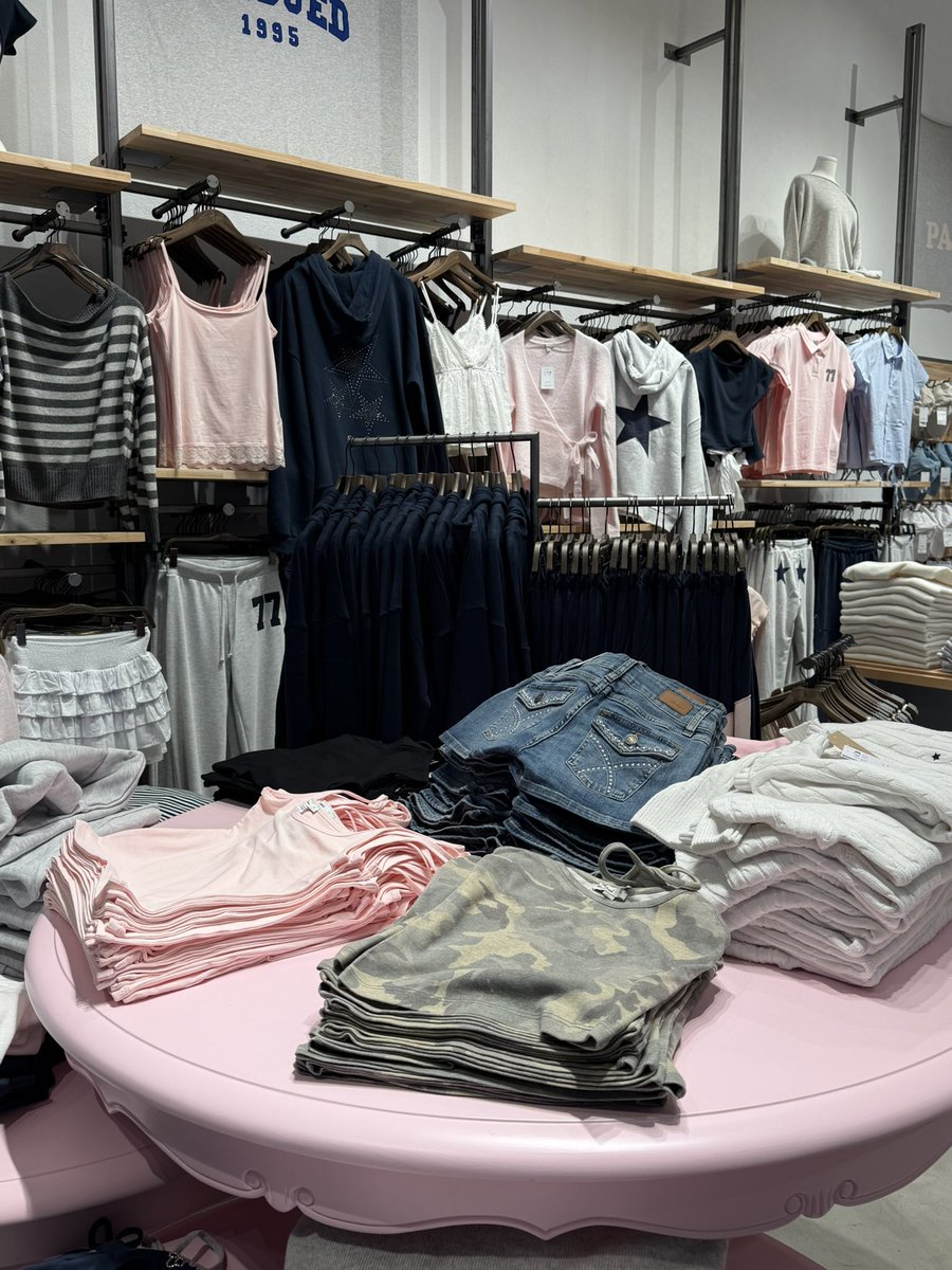 goodluckclubb's tweet image. ★  รับหิ้ว subdued 🌺

ค่าหิ้วเริ่มต้น 20+ 
ค่าส่ง 40 กางเกง/ฮู้ด 50 

อัพเดทสินค้าในกลุ่ม openchat ค่า
มีงาน sale ฝั่งจีนด้วยค่า บางลายไม่เข้าไทยน้า♥️

#subdued #subduedthailand #รับหิ้วsubdued 
#y2kthailand #subduedth #รับหิ้ว