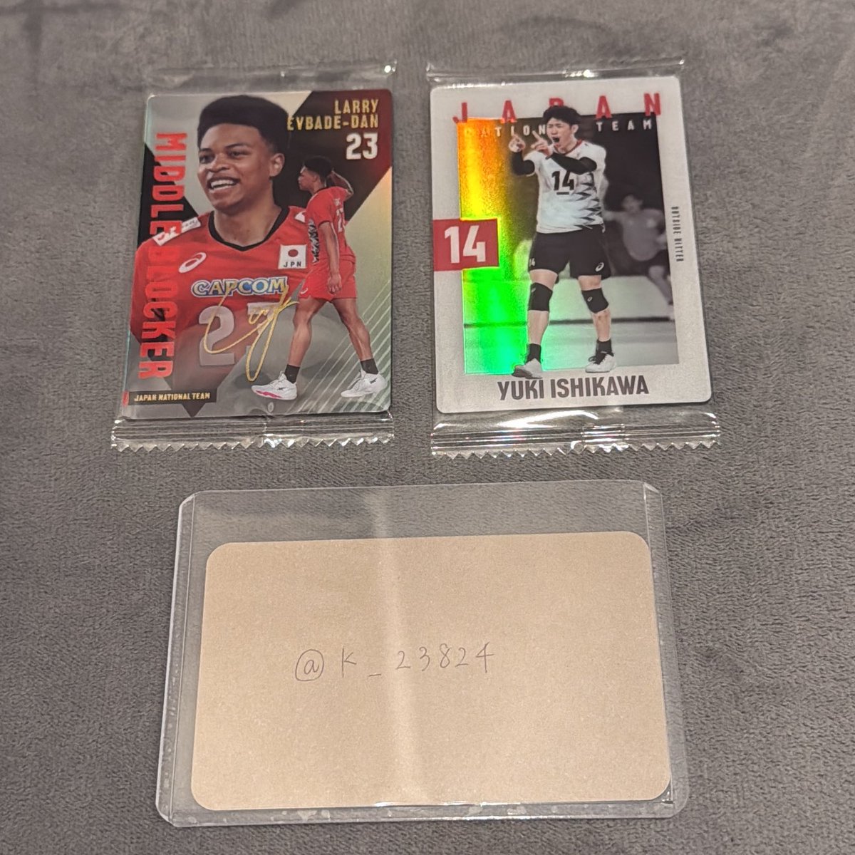 🤍 tweet media