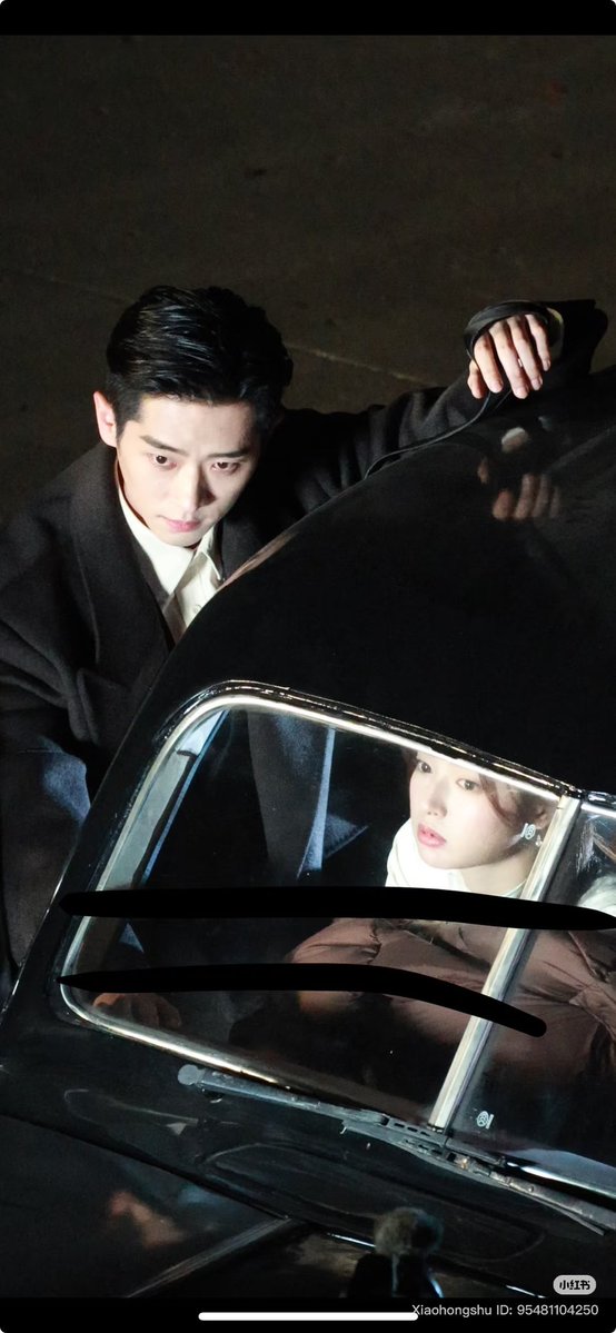 first look of cheng lei as yu changxuan and xu ruohan as ye pingjun 🍂

#TheLamentOfAutumn
