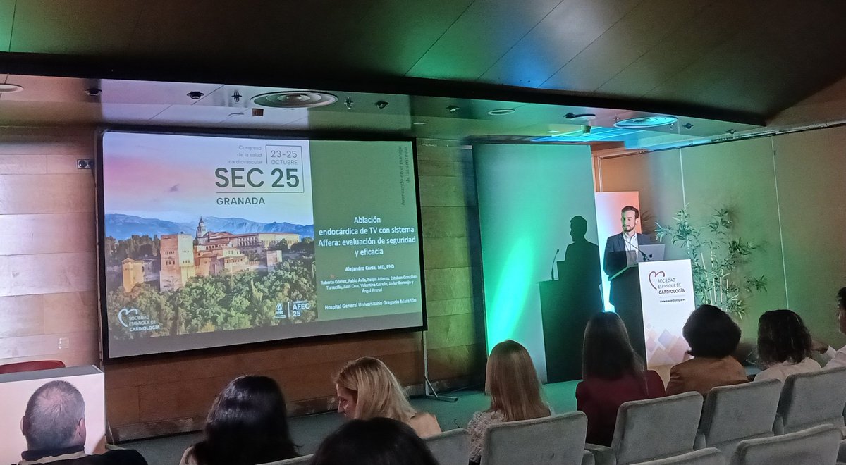 CardioHGUGM's tweet photo. Dr. Carta en #SEC2025 
📌La ablación de #TVs con el catéter malla #Sphere9 es segura y factible, incluso en pacientes👥️ críticos 
📌Mejora los tiempos de procedimiento ⏰️
📌La eficacia parece mejor que con sistemas convencionales https://t.co/qXeAe4DFRZ