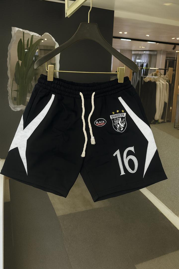 supremestreetz's tweet image. Comfort meets control. Supreme Streetz joggers short built for every move.

Shop Now 
Click The Link On Bio

Available 
Price: _20,000_

#SupremeStreetz #StreetJoggers #UrbanEssentials #LuxuryStreetwear #StreetFlex #GlobalDrip #StreetMood