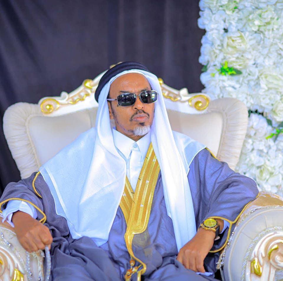 Suldaan Siciid Suldaan Cabdisalaan Garaad Cali Shire waxa dhalay aabbihii iyo awoowgiiba reer Sheikh Isxaaq, Garxajis, Habaryoonis, gaar ahaan Beesha Muuse Carre oo ahaa reerka Habaryoonis u qaabilsan hoggaaminta dowladnimada, siyaasadda iyo xadaarada