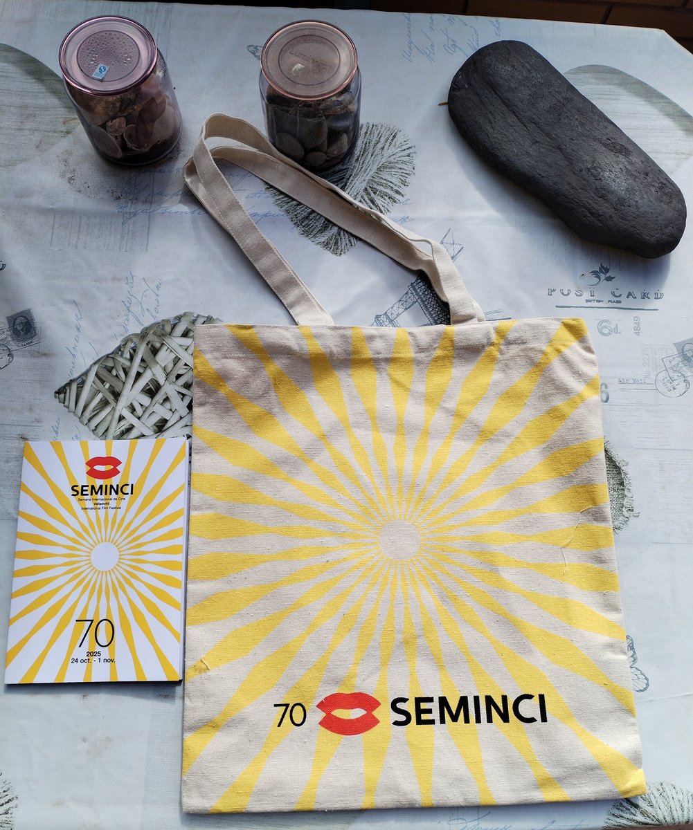 El nuevo diseño de Seminci.
Gracias a @mrzethecreator por esta maravilla.
Se avecina una gran <a href="/SEMINCI/">SEMINCI | Festival de Cine</a>