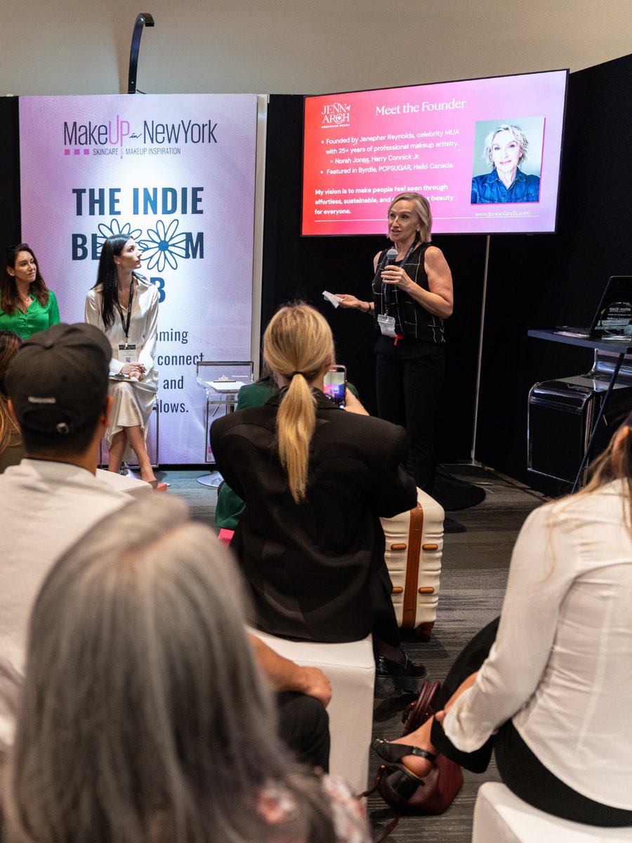 MakeUp In tweet media