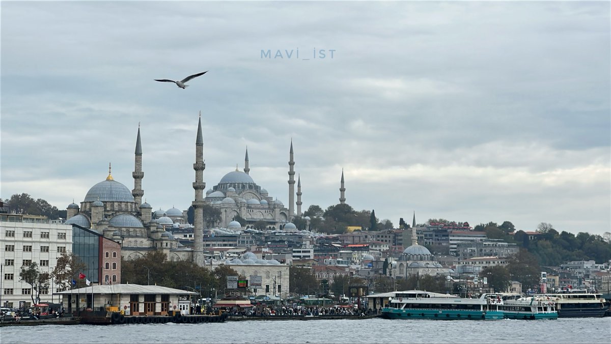 Sen İstanbulsun…