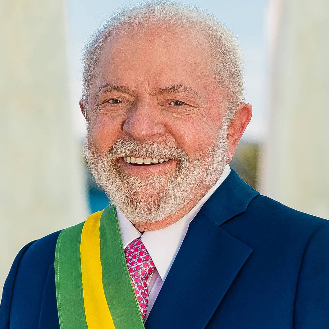 SeriesBrasil's tweet image. 🇧🇷 Lula confirma candidatura à Presidência nas eleições de 2026.