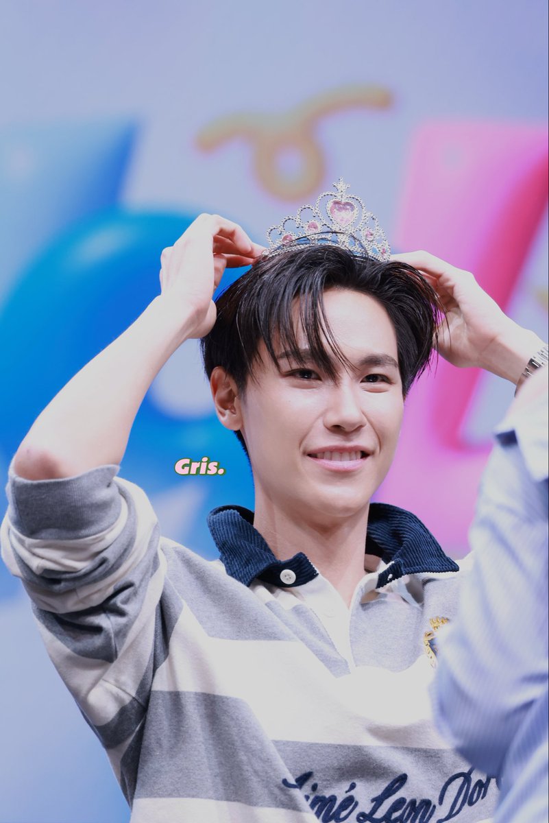 gris_for's tweet photo. สุขสันต์วันเกิดนะ 🌟
ขอให้คุณมีความสุขเช่นเคย 💙
Happy Birthday to P’Ju 🫶🏻

JUNIOR SHINING BRIGHTER BD

#ToOurShiningJunior29th
#junniorrs #จูเนียร์ปณชัย 
@jnnrrs https://t.co/y0Uc8fMIcB