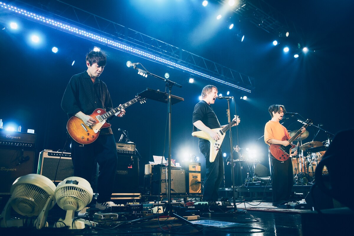 【ライブレポート】
アジカン×Ash

積年の思いが結実した
「NANO-MUGEN CIRCUIT」が横浜で完結
横浜出身の新鋭yubioriの熱演も

👇詳細・セトリ
natalie.mu/music/news/645…