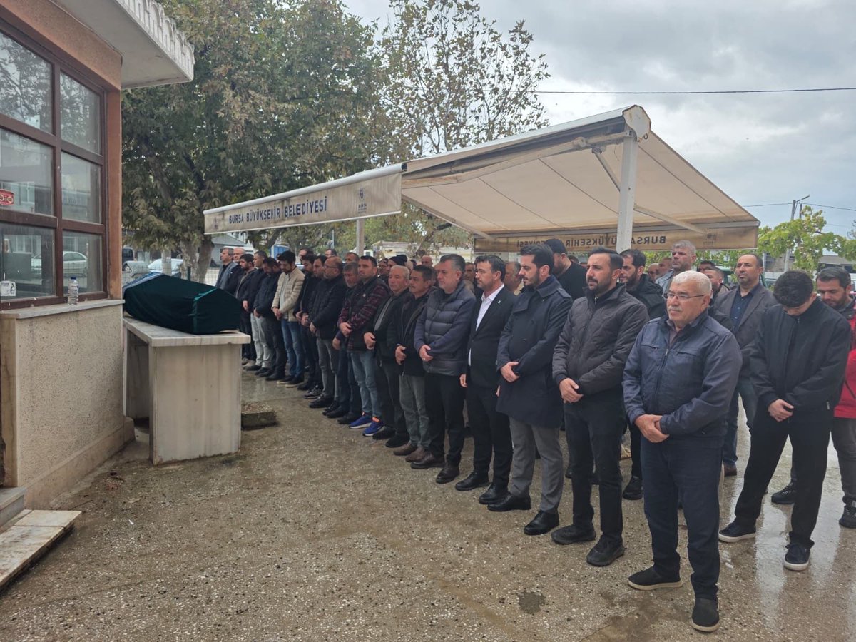 📌 Osman Gazi İlçe Başkanımız Adnan Kurtuluş’un kıymetli eşinin anneannesi Neziha Aşkın’ın cenaze merasimine teşkilat mensuplarımızla birlikte katıldık.

Rabbim merhumeye rahmetiyle muamele eylesin, makamını âli, mekanını cennet eylesin.

📍 Ormankadı Mahallesi
<a href="/MutluTurgutt/">Mutlu Turgut</a>