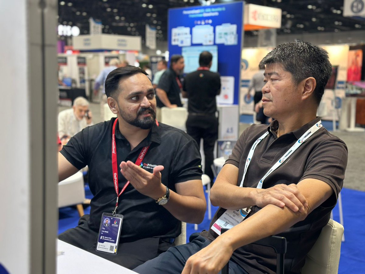 onprintshop's tweet image. Day 2 at @PRINTINGUnited is off to an exciting start!

Visitors at Booth #3400 are exploring OnPrintShop’s AI-powered Web-to-Print solutions, learning how to automate, personalize, and streamline print like never before.

#PrintingUnitedExpo #OnPrintShop #WebToPrint #AIPrinting