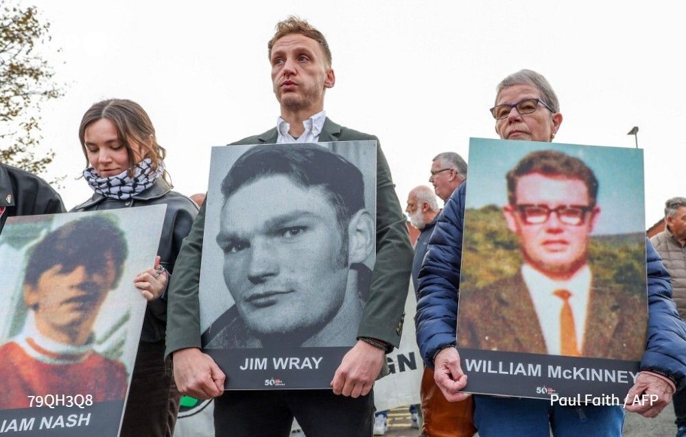 🇬🇧 🇮🇪 A Belfast judge has acquitted a British ex-paratrooper of killing unarmed civilians during the 1972 Bloody Sunday massacre, a verdict condemned by victims' relatives and Northern Ireland's political leader. 
➡️ u.afp.com/SsRp