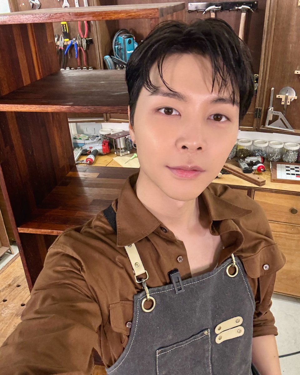 NCTsmtown's tweet image. Woodworking!
#JOHNNY #쟈니 
#NCT #NCT127
#JCC #목공 #Woodworking