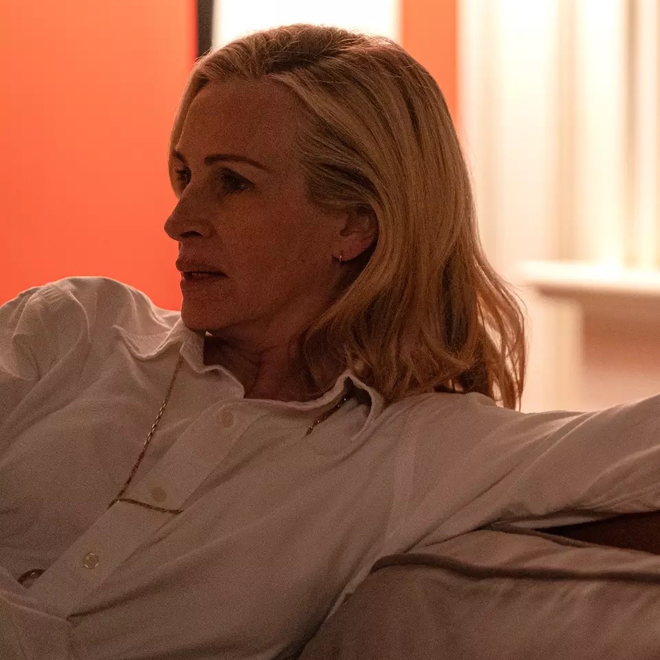 Eng_Matthew's tweet image. I wrote about Julia Roberts, Gena Rowlands, and Luca Guadagnino's After the Hunt for 
@reverse_shot: reverseshot.org/reviews/entry/…