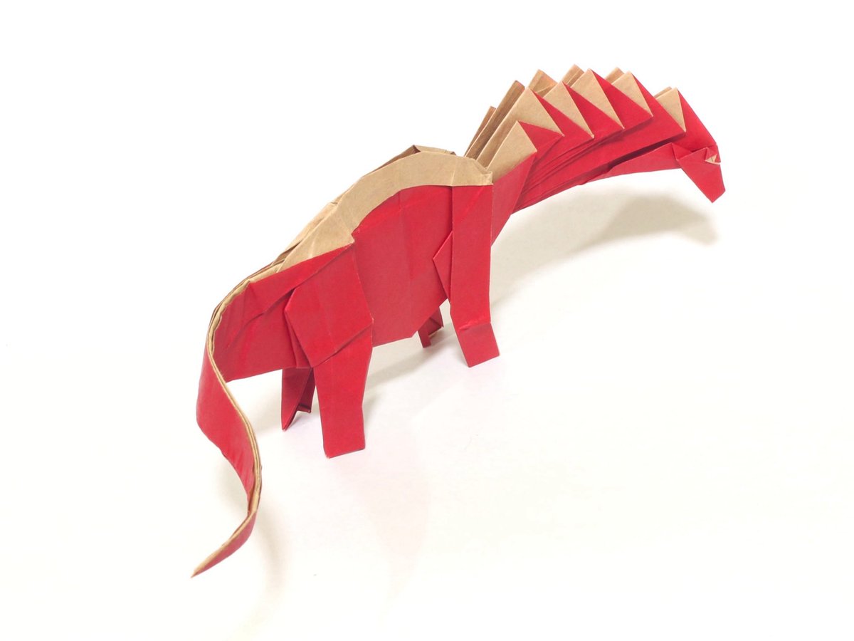【折り紙】アマルガサウルス（Amargasaurus）

作者・折り手　今井雄大
不切正方形1枚

過去にも挑戦した題材ですが、今回はインサイドアウト作品としてアプローチ

神戸開催まで1ヶ月をきった「折り紙の裏側展」でも展示予定です！

#折り紙 #origami #ヨツカド #裏側展