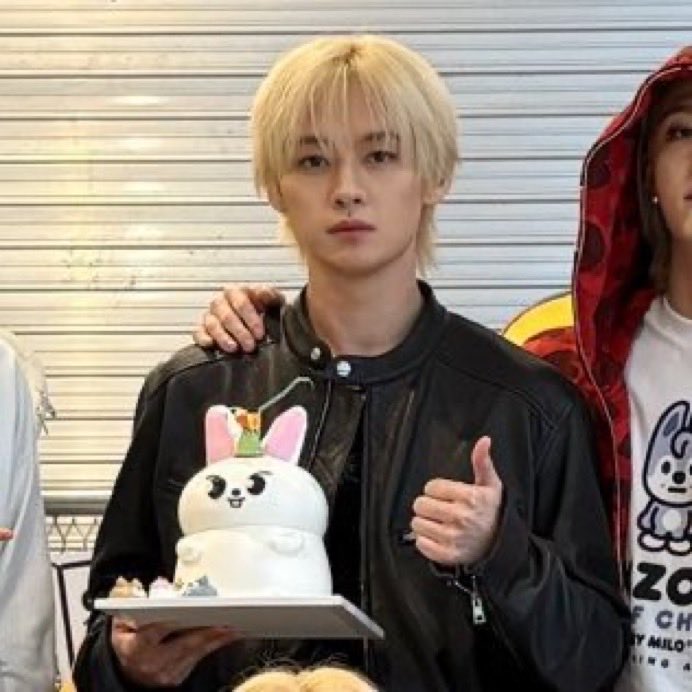 O SOONIE DOONGIE DORI NO BOLINHO DO LEEBIT 😭