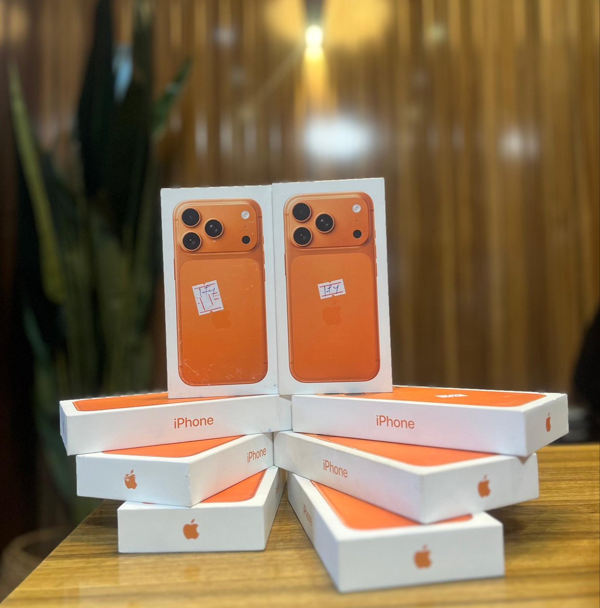 Brand new non active 
17pm 256gb phy eSIM 
Now 2,400,000