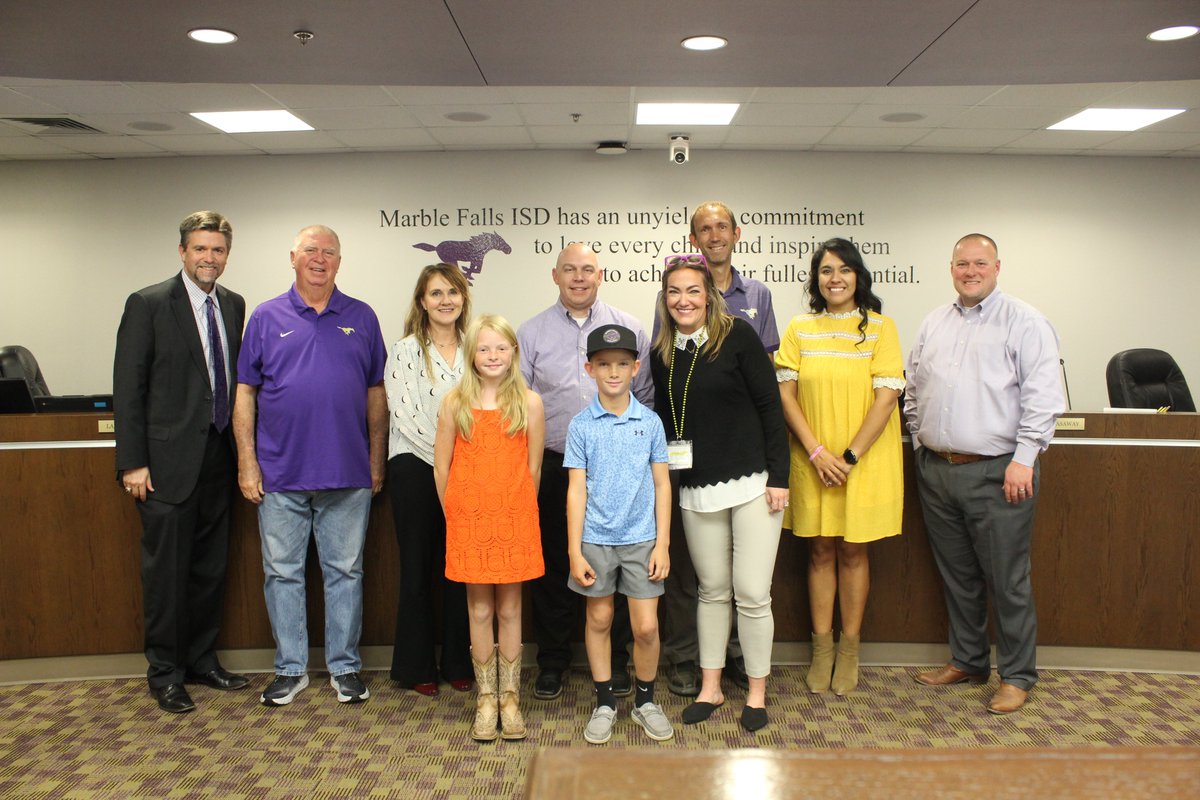 🐴October Superintendent's Award

During the October Board of Trustees meeting, two students from Colt Elementary were recognized with the Superintendent's Award.
🎉Congratulations, Rinny and Hollis, for being outstanding students &amp; the October Superintendent's Award recipients!