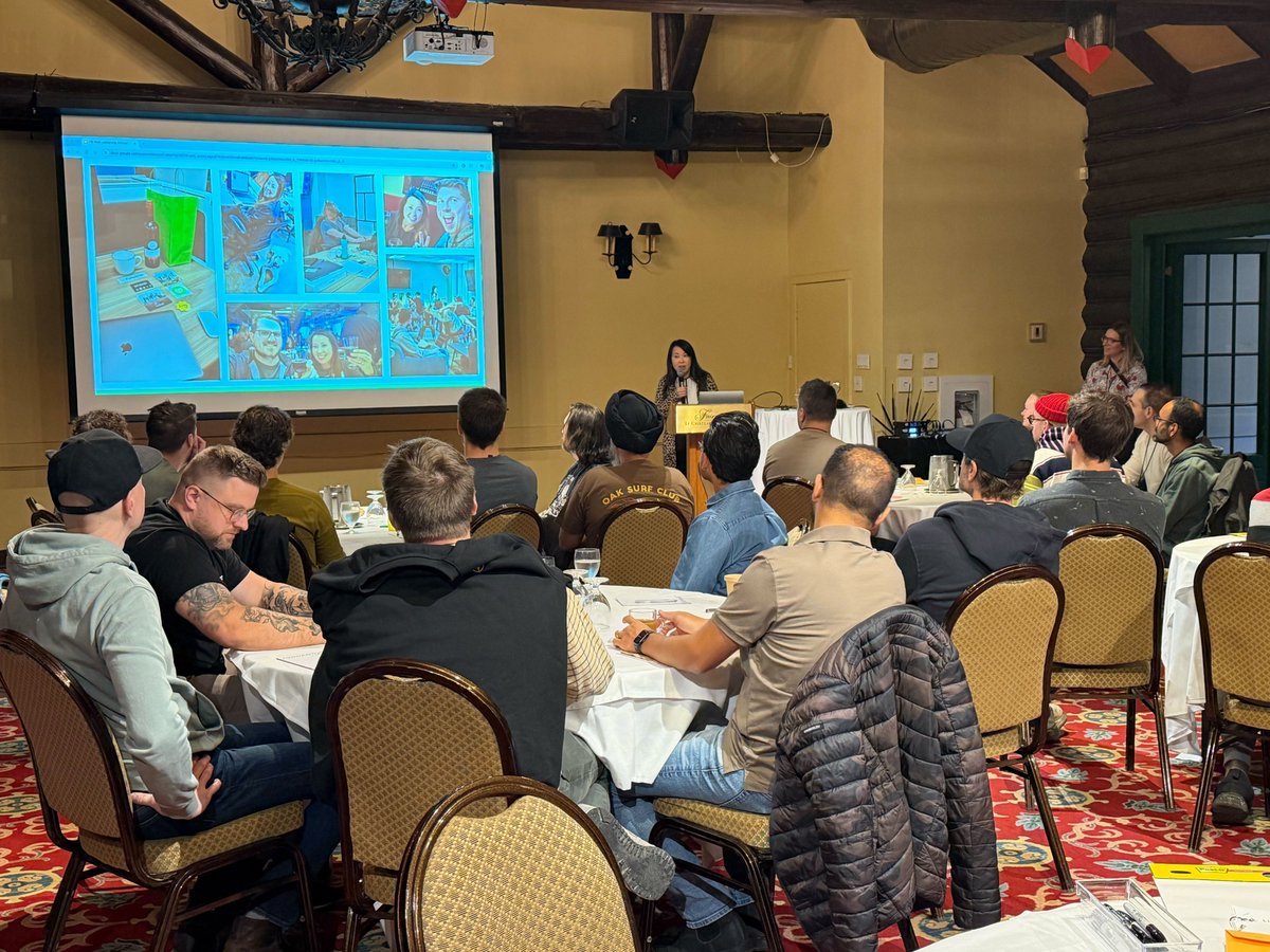 fullscript_dev's tweet image. Day 2: @LingAbson is here with our tech leaders diving deep into hard conversations. Always prioritizing our dev culture here at Fullscript.