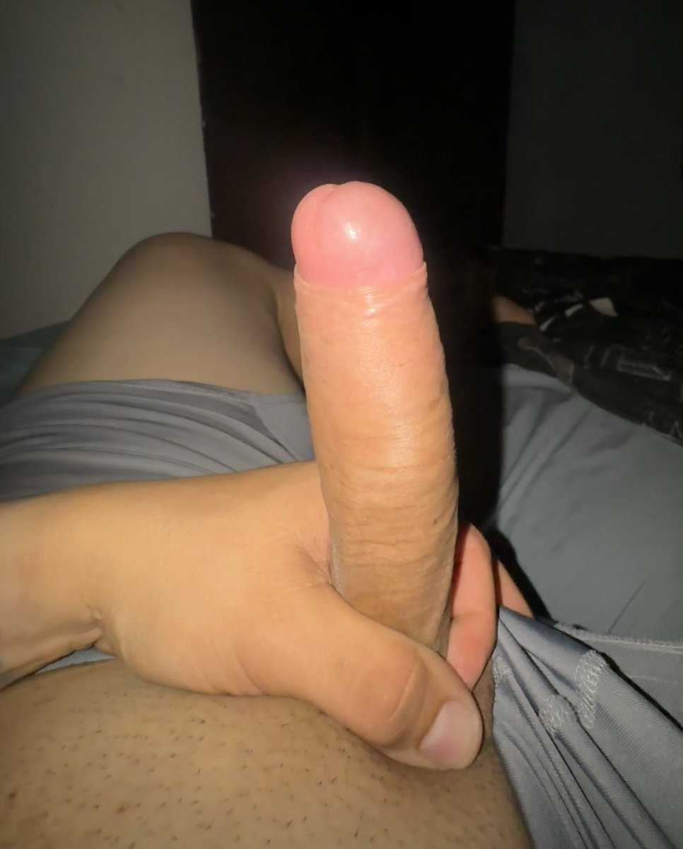 Bonito jueves 🥵
Se antojan unos sentones 😮‍💨🤤