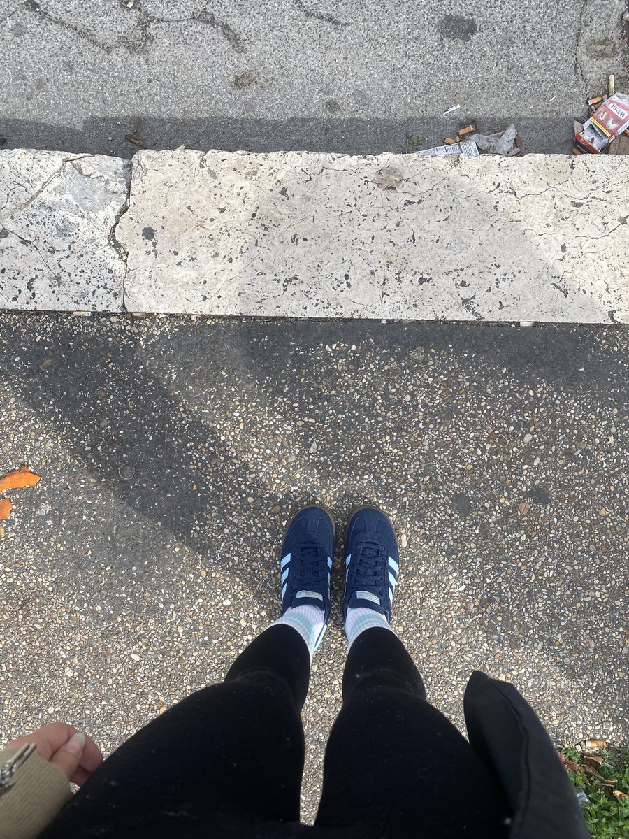 خیابانای کثیف رم😖