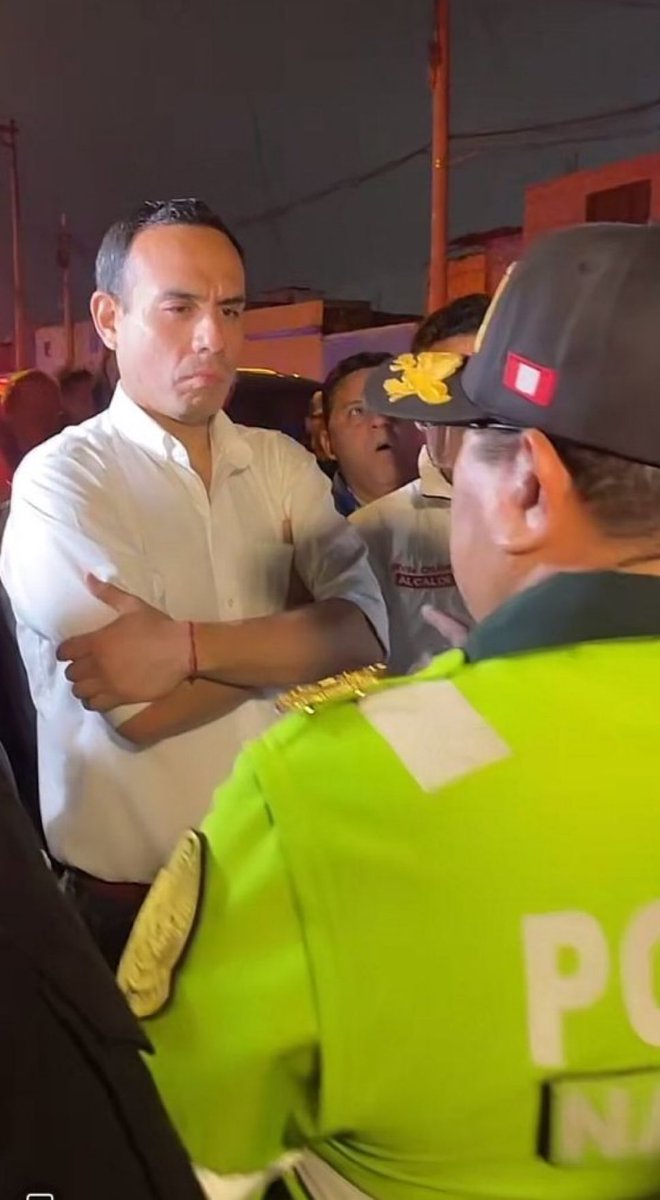 ValeriaBersaken's tweet image. ¿Y si todos, al margen de ideologías, cerramos filas y apoyamos al Presidente @josejeriore en esta lucha frontal contra la delincuencia?