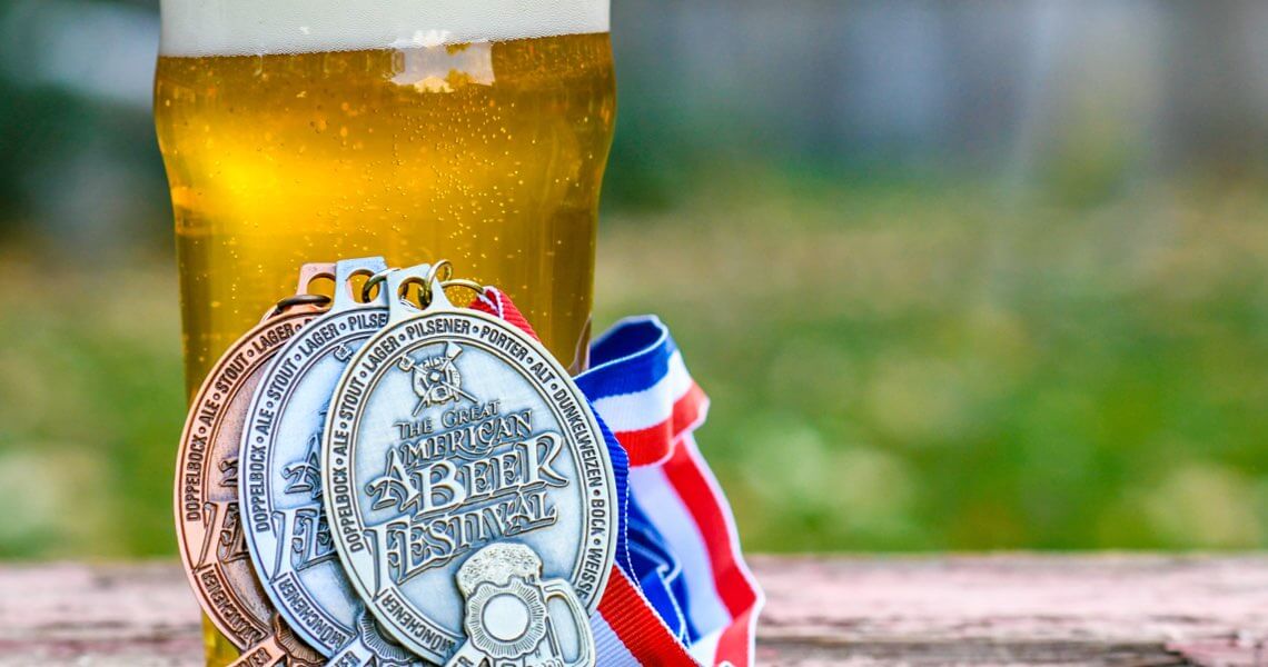 I protagonisti del #GreatAmericanBeerFestival 2025: birrifici🇺🇸 più premiati, stati leader e tendenze emergenti📈. Spunti per  la #craftbeer in l'Italia. Su #PintaMedicea: pintamedicea.com/birra/2025/gre…
