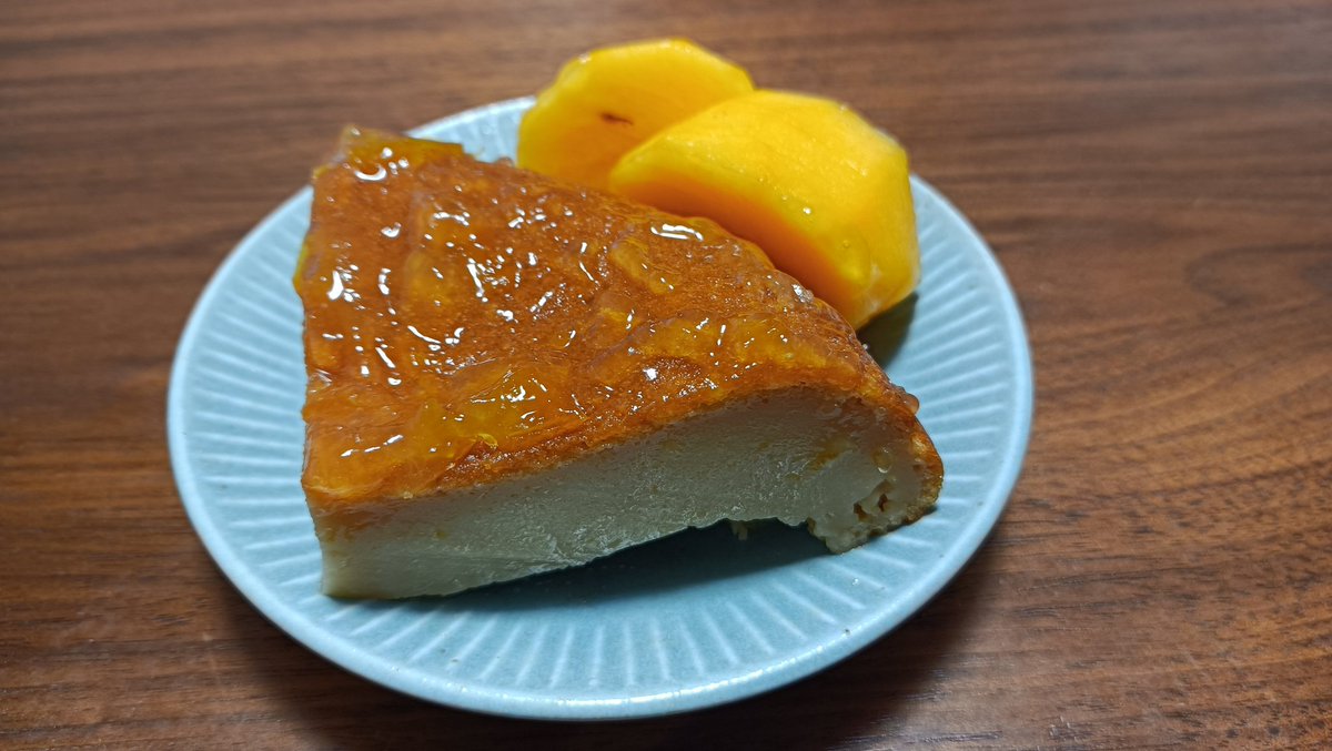 utilitywork's tweet image. お久しぶりのこがらしです
バースデーだったのでヨーグルトケーキを焼いて沢山食べる事で己へのプレゼントとしました🎂
Happy🎉