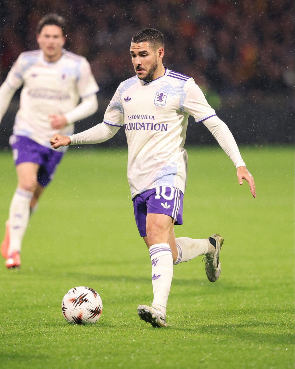 villareport tweet media