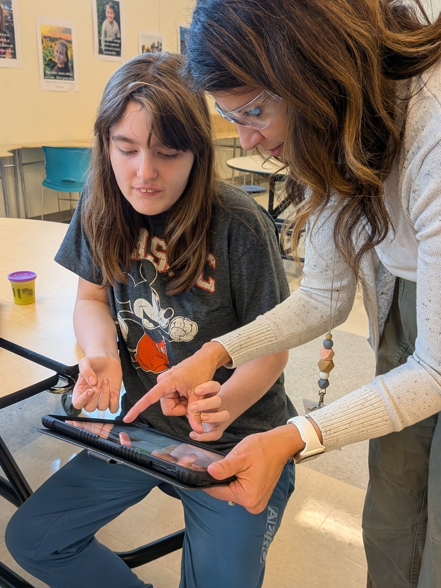 Mrs. Kloecker's class had an awesome hands-on STEM experience with a team from IU5 who taugh block coding using Sphero BOLT coding robots and drones. Students learned how to program movement sequences, test their code, and watch their creations come to life. #GirardBuzz
