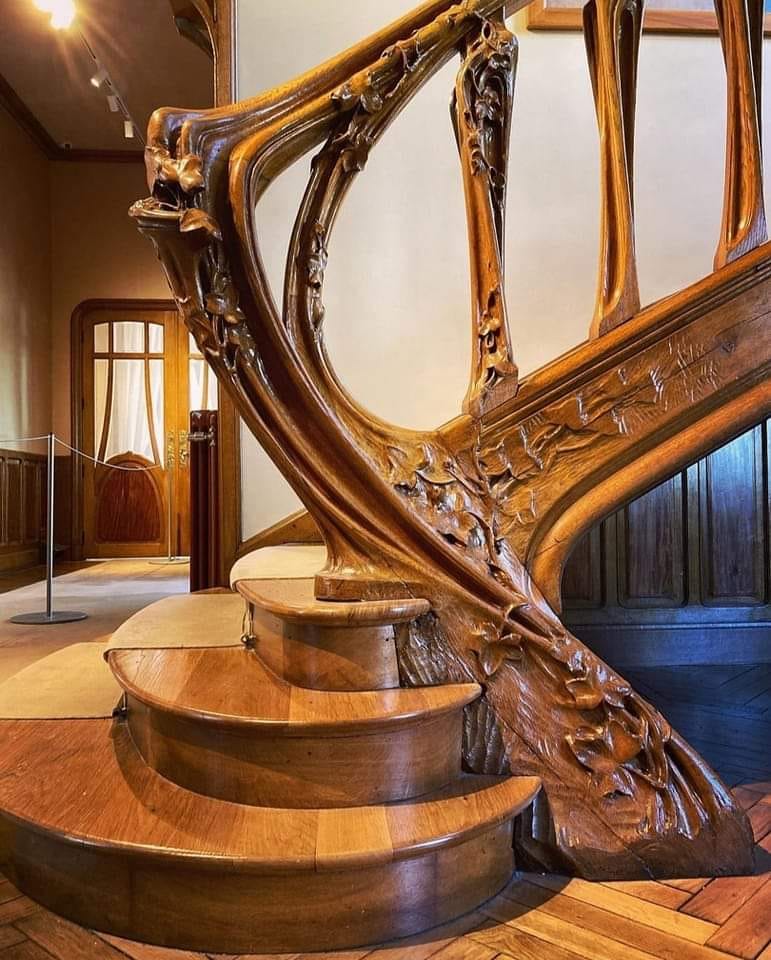 The fabulous interior staircaise of Villa Majorelle, Nancy, France c.1902.